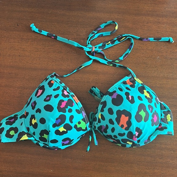 Victoria’s Secret turquoise and leopard swimsuit top - Picture 3 of 3
